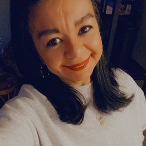 Meet your Posher, Nadine